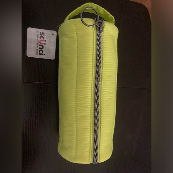 Scünci Neon Yellow cosmetic bag.9”x5”. In size.Zipper closure. Strap to carry - Picture 1 of 4
